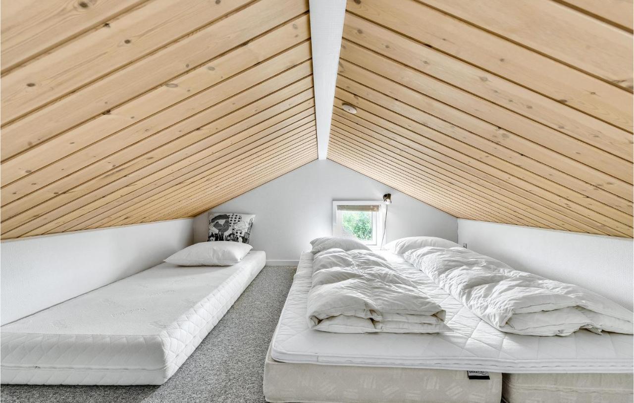 Cozy Home In Tarm With Kitchen Exteriér fotografie