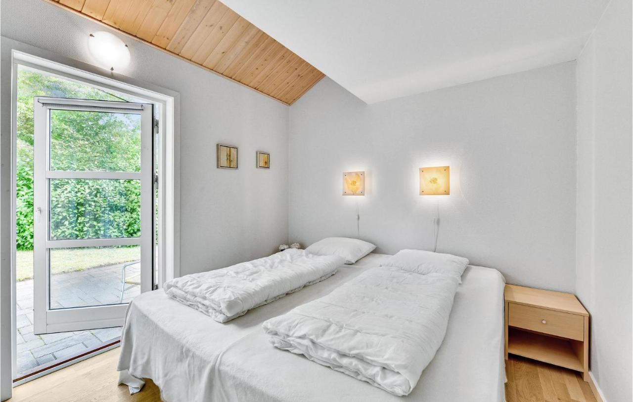 Cozy Home In Tarm With Kitchen Exteriér fotografie
