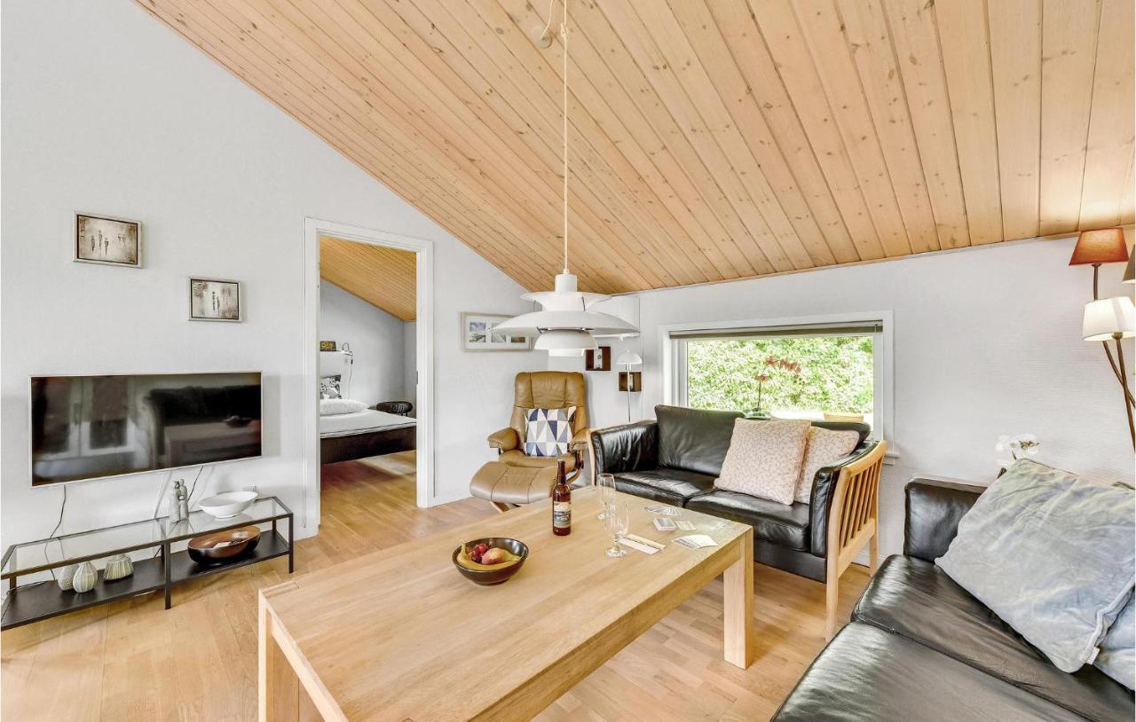 Cozy Home In Tarm With Kitchen Exteriér fotografie