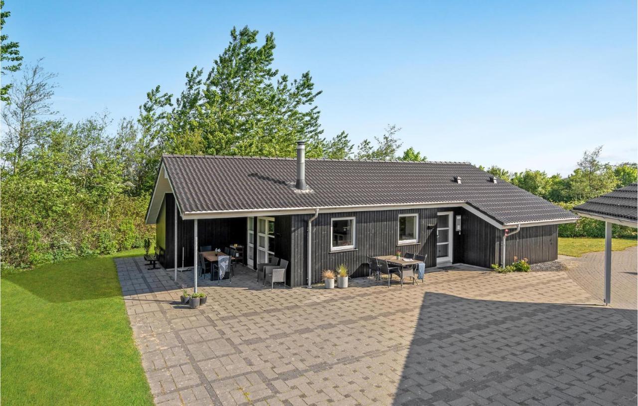 Cozy Home In Tarm With Kitchen Exteriér fotografie